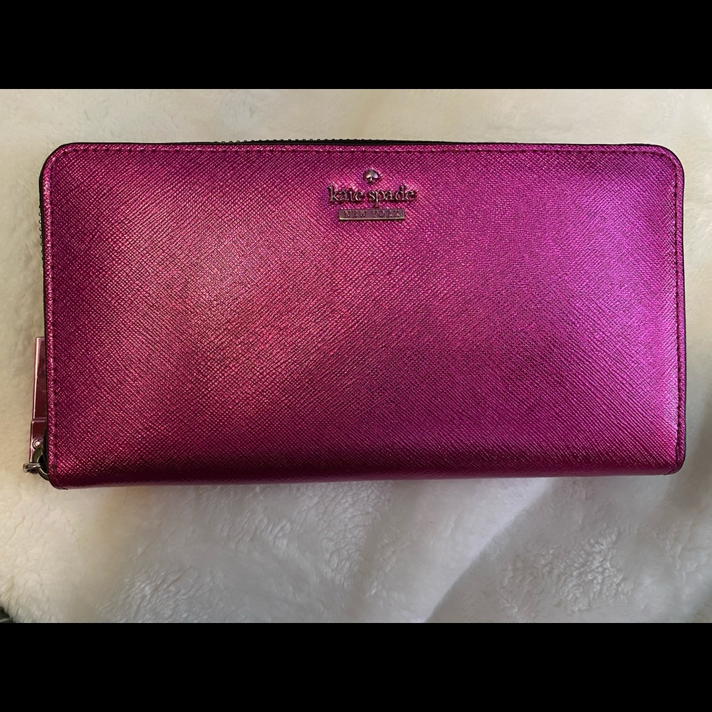 Kate spade zip around Wallet